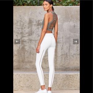 Alo Yoga Dash Legging